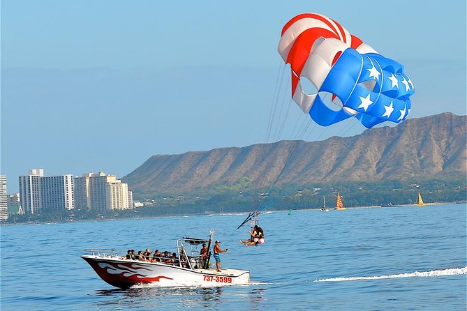 Parasailing in Honolulu, HAWAII with Rockon Recreation Rentals