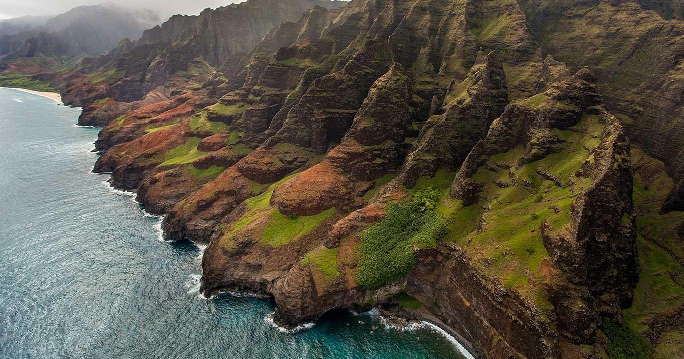 Helicopter Tour in Hawaii, USA with Rockon Recreation Rentals