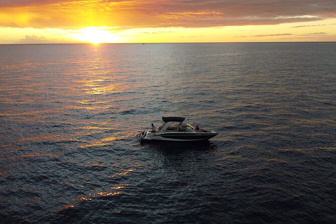 Sunset Cruise in Kailua-Kona, HAWAII with Rockon Recreation Rentals