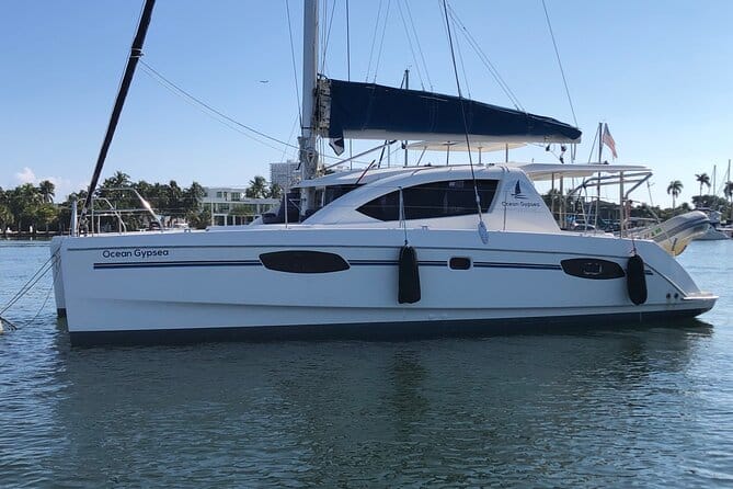 Boat Rental in Fort Lauderdale, FL with Rockon Recreation Rentals