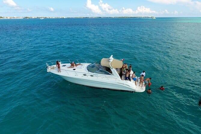 Yacht Rental in Miami Beach Fl, FL with Rockon Recreation Rentals